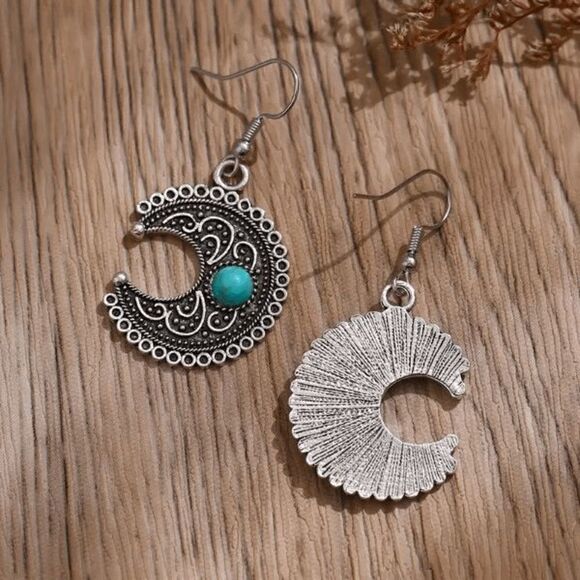 Silver Turquoise Filigree Moon Western Boho Dangle Earrings - Picture 5 of 5